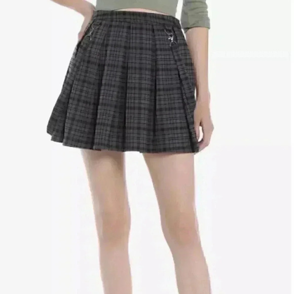 Hot Topic Gray Plaid Gothic Mini Skirt Women's L - Picture 1 of 8